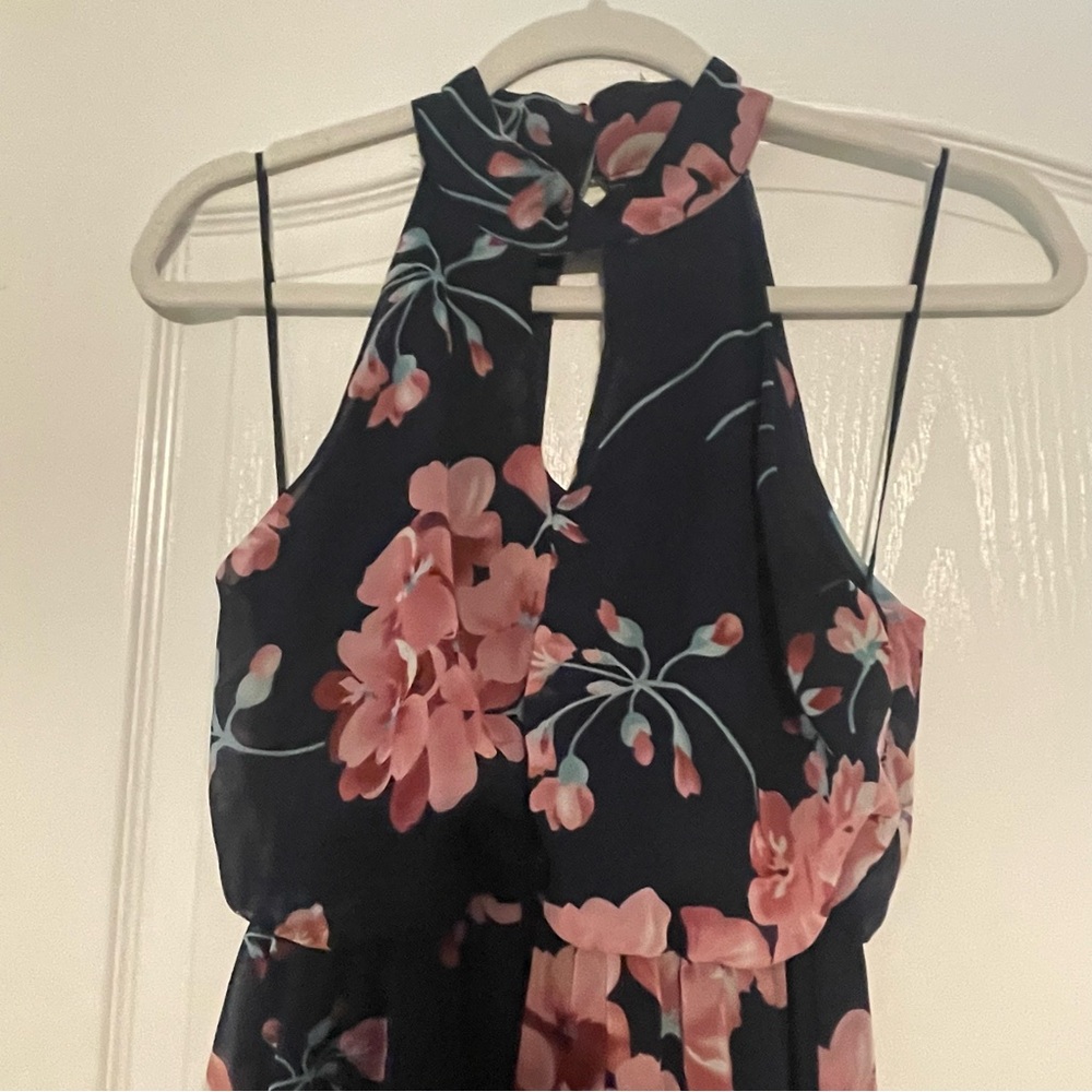Floral halter Maxi dress - Picture 5 of 6